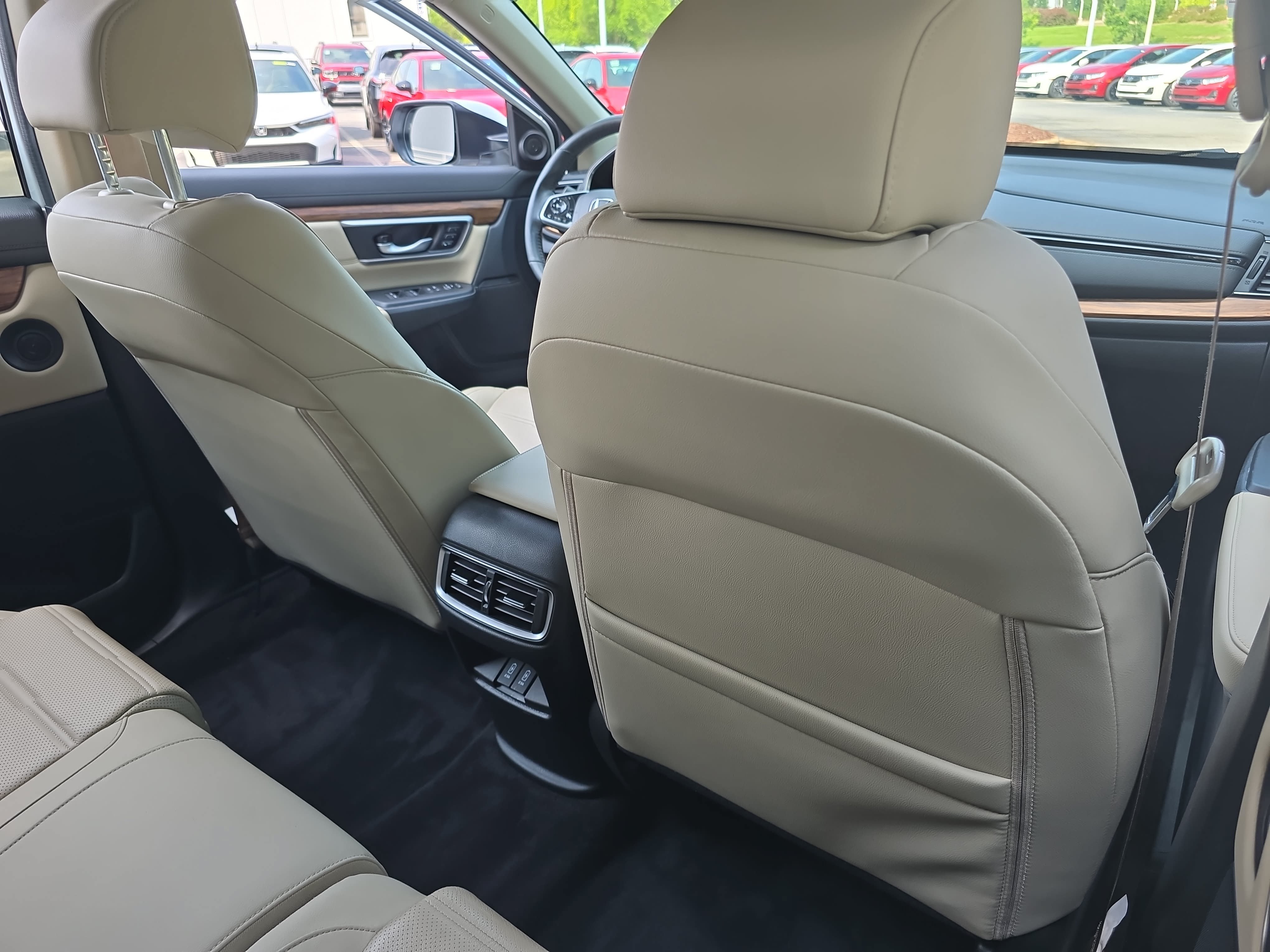 Used 2021 Honda CR-V Touring image 11