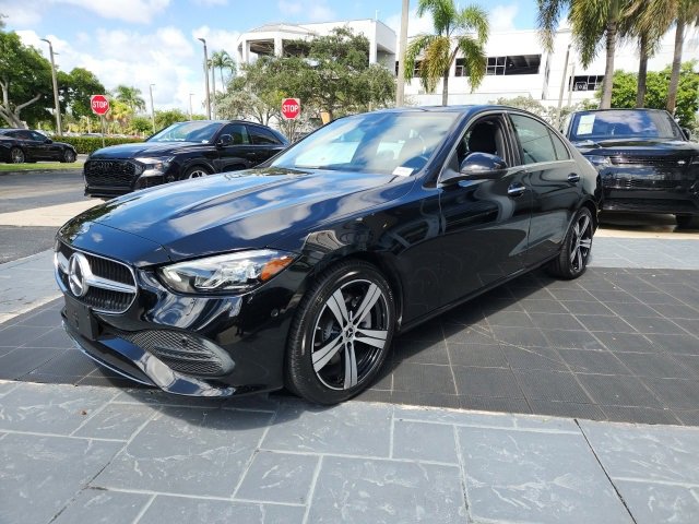 Used 2025 Mercedes-Benz C 300 Sedan image 15