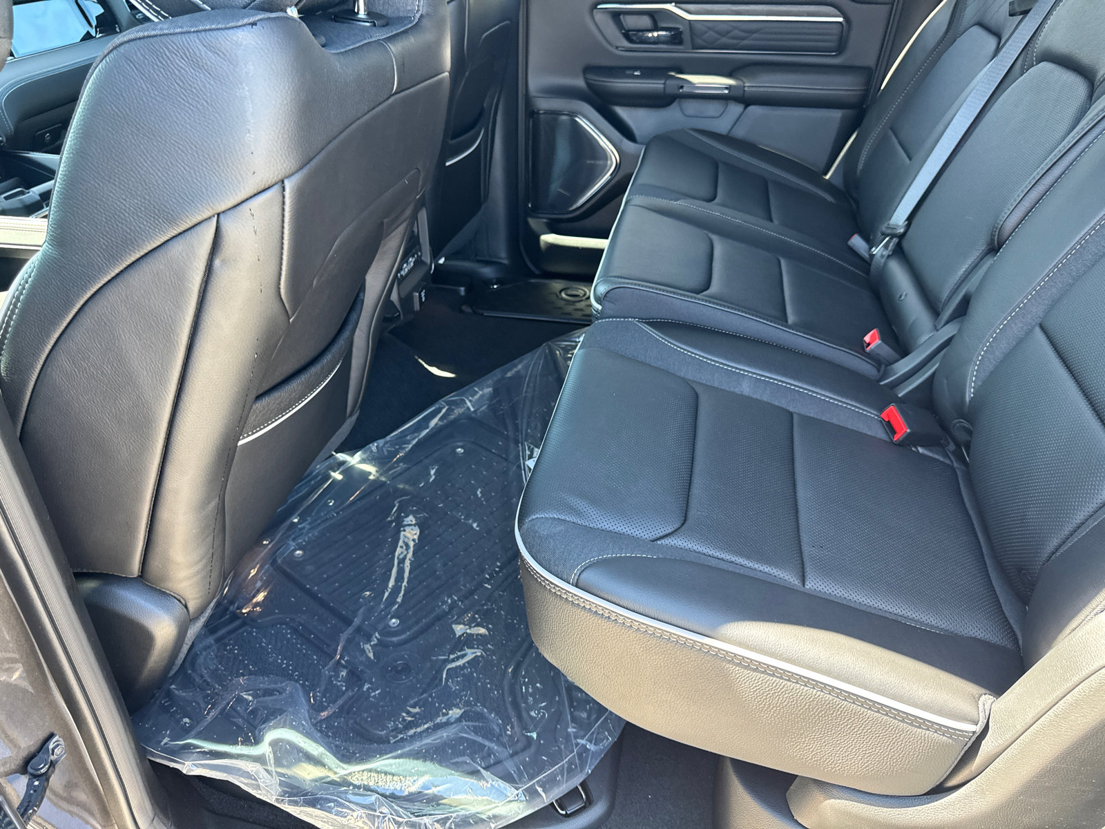 New 2026 RAM 1500 Limited w/ Body Color Bumper Group image 19