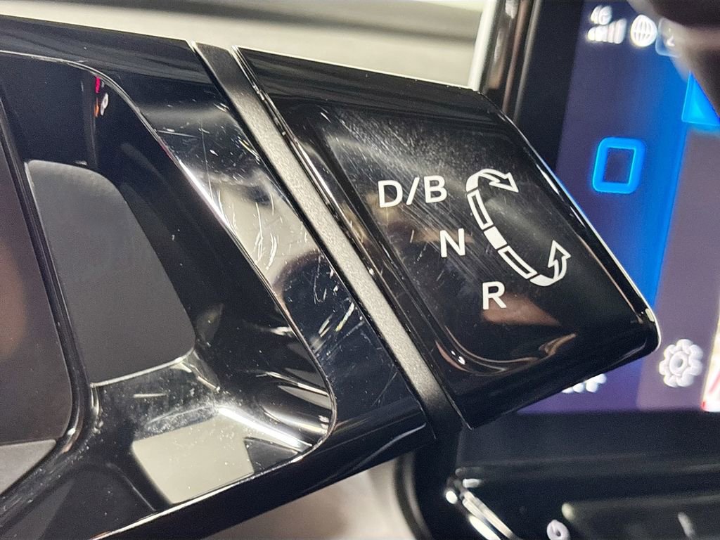 Used 2023 Volkswagen ID.4 Pro S Plus image 18