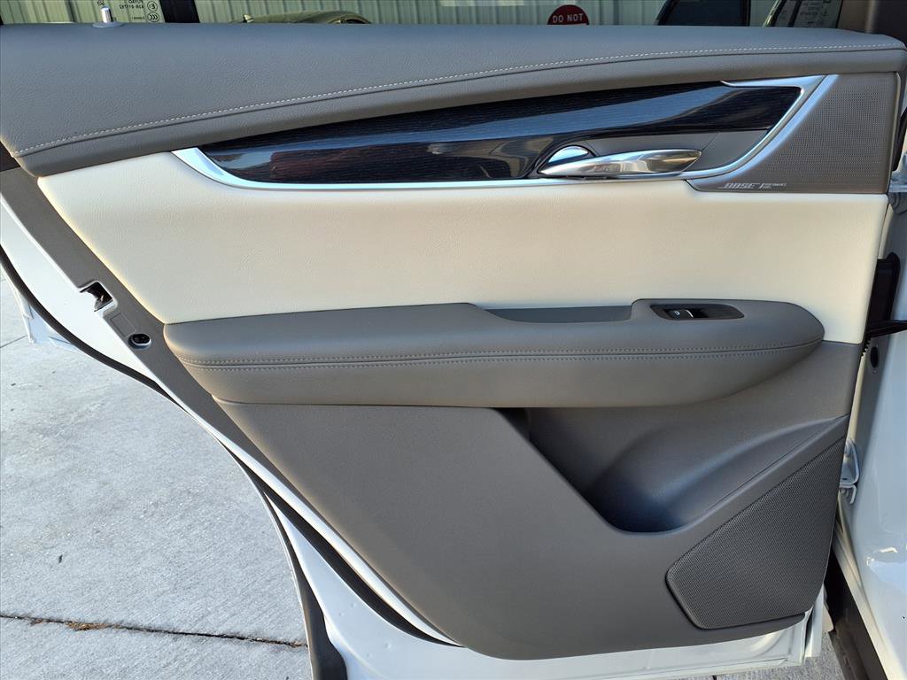 Certified 2024 Cadillac XT6 Premium Luxury w/ Technology Package image 17