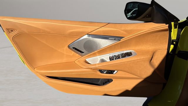 Used 2023 Chevrolet Corvette Stingray Premium Conv w/ Z51 Performance Package image 16