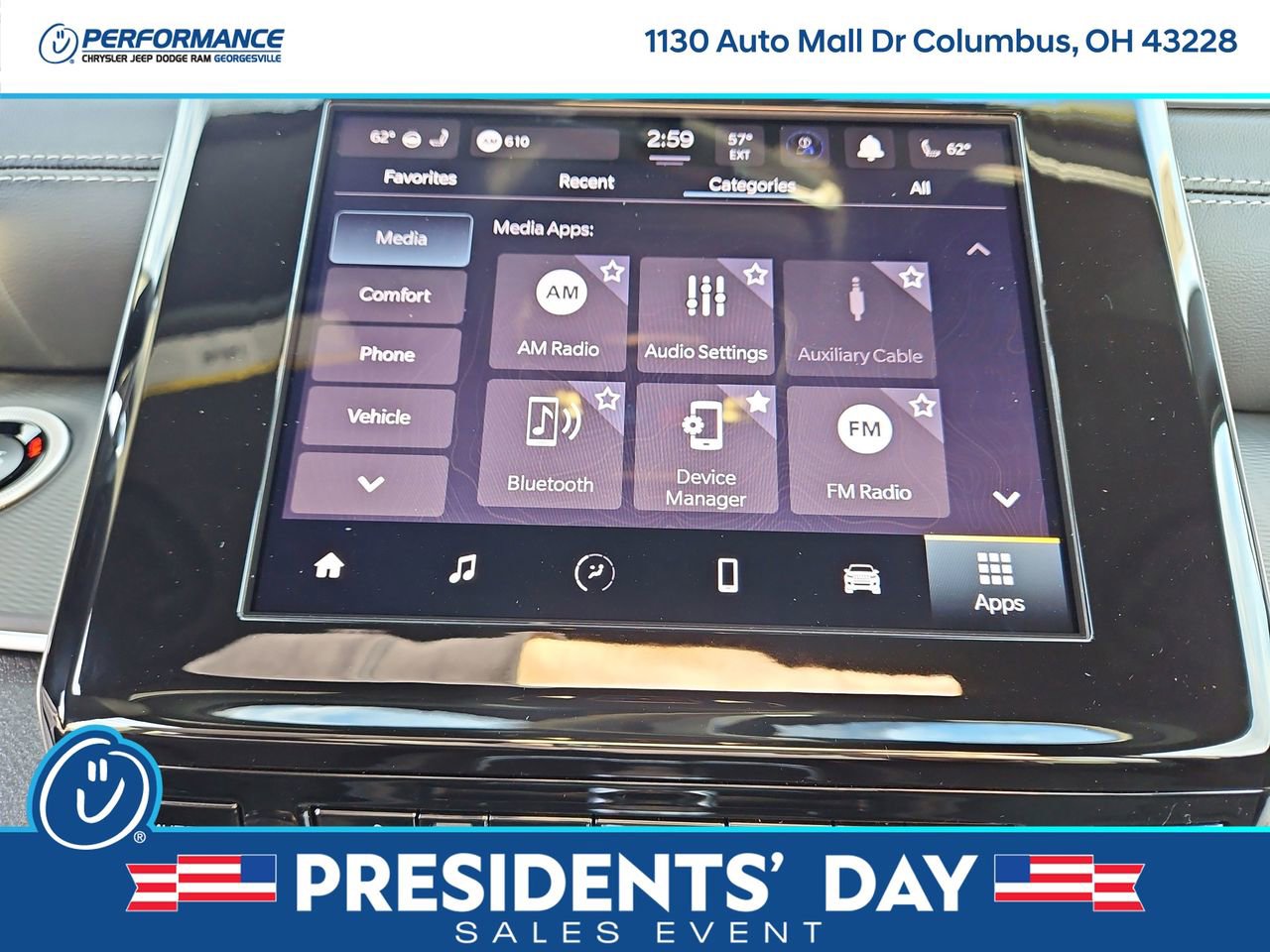 New 2025 Jeep Grand Cherokee Altitude image 24