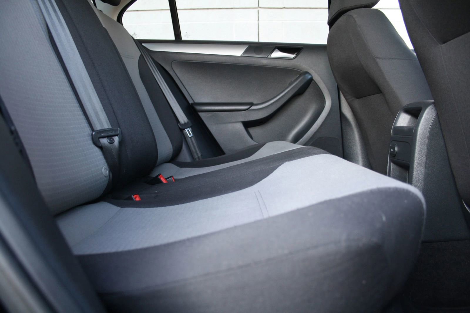 Used 2017 Volkswagen Jetta S image 12