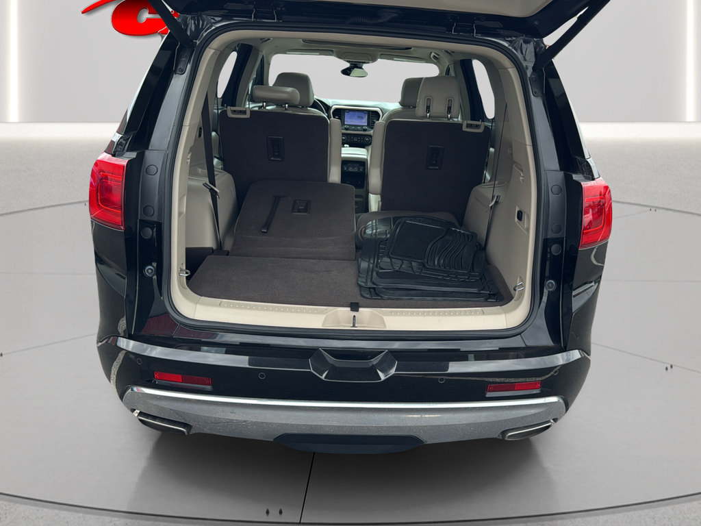 Used 2017 GMC Acadia Denali w/ Technology Package FWD image 22