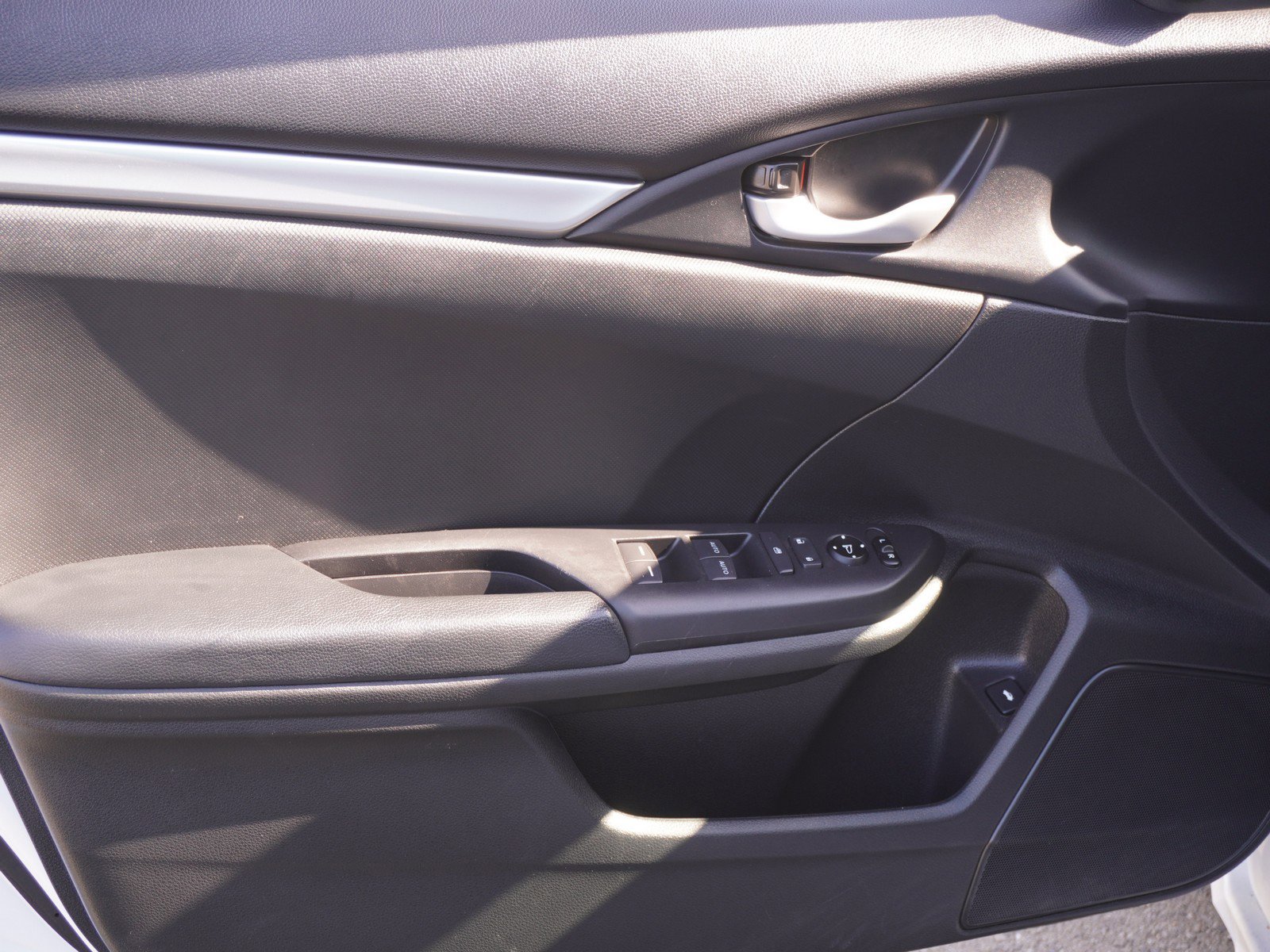 Used 2021 Honda Civic Sport image 17