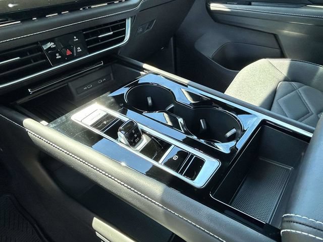 Used 2026 Volkswagen Atlas Cross Sport SE w/ Panoramic Sunroof Package AWD/4WD image 18