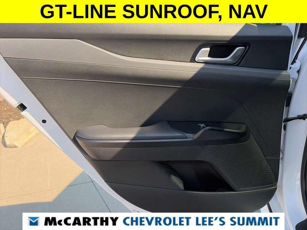 Used 2023 Kia K5 GT-Line image 40