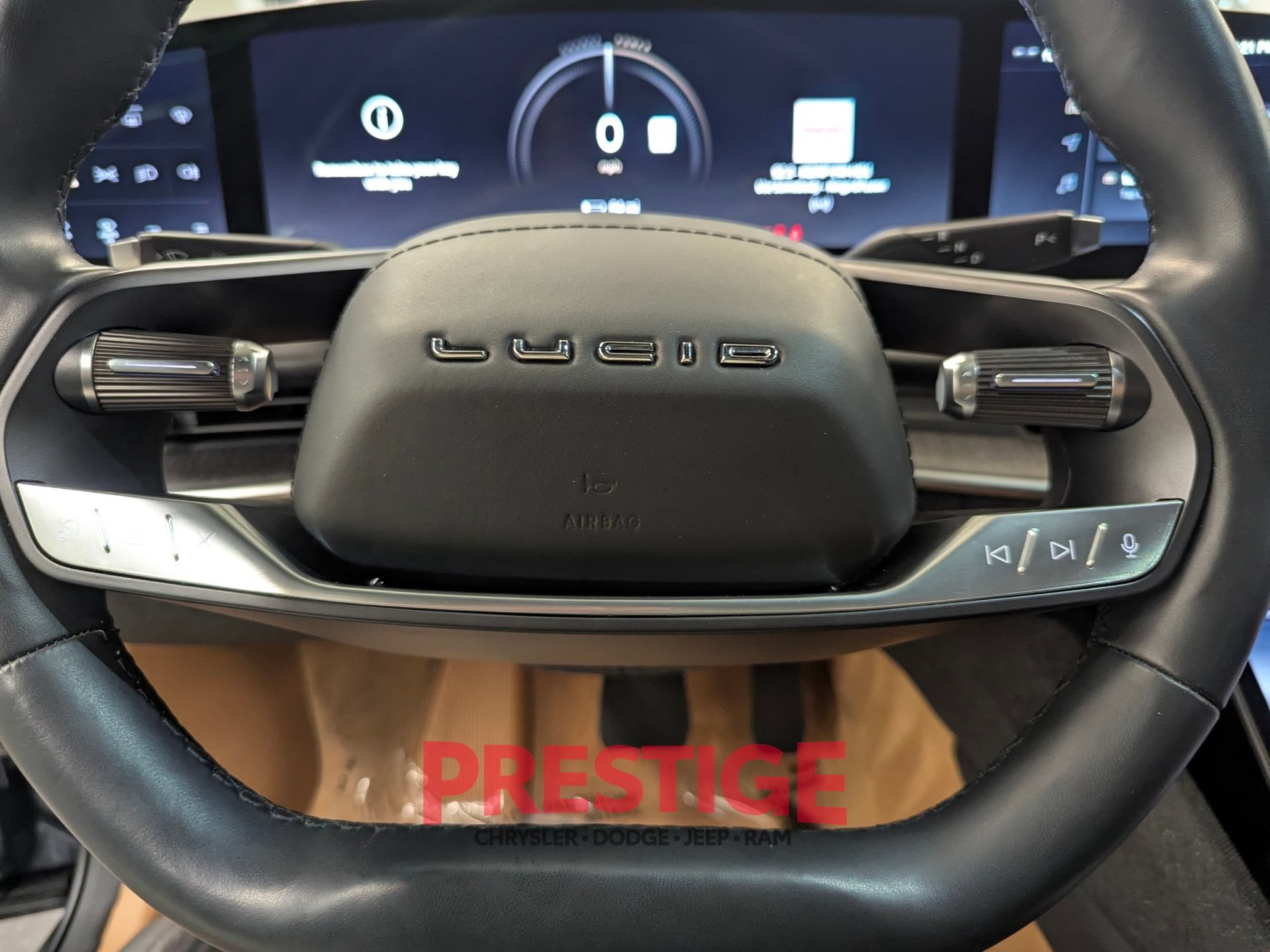 Used 2025 Lucid Air Touring AWD/4WD image 20