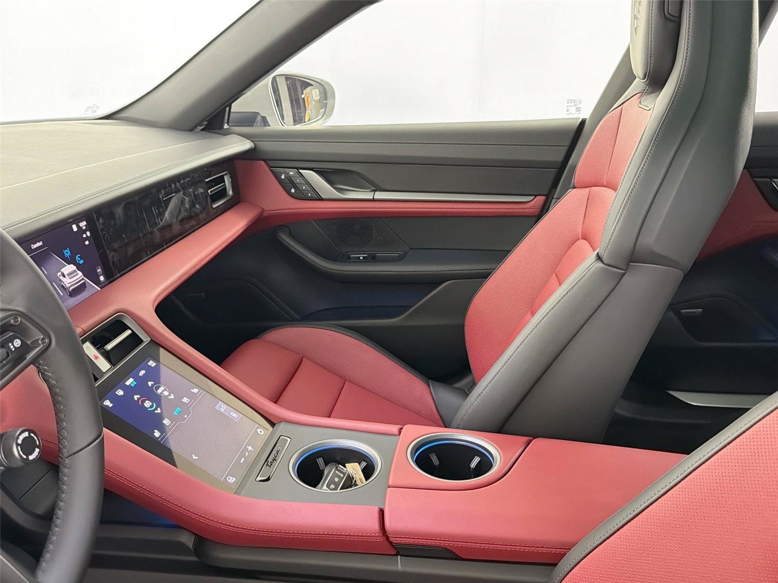 Certified 2026 Porsche Taycan RWD image 30
