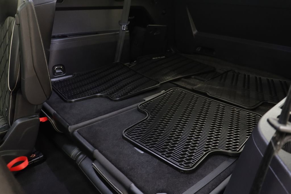 Used 2024 Volkswagen Atlas SEL Premium R-Line image 15