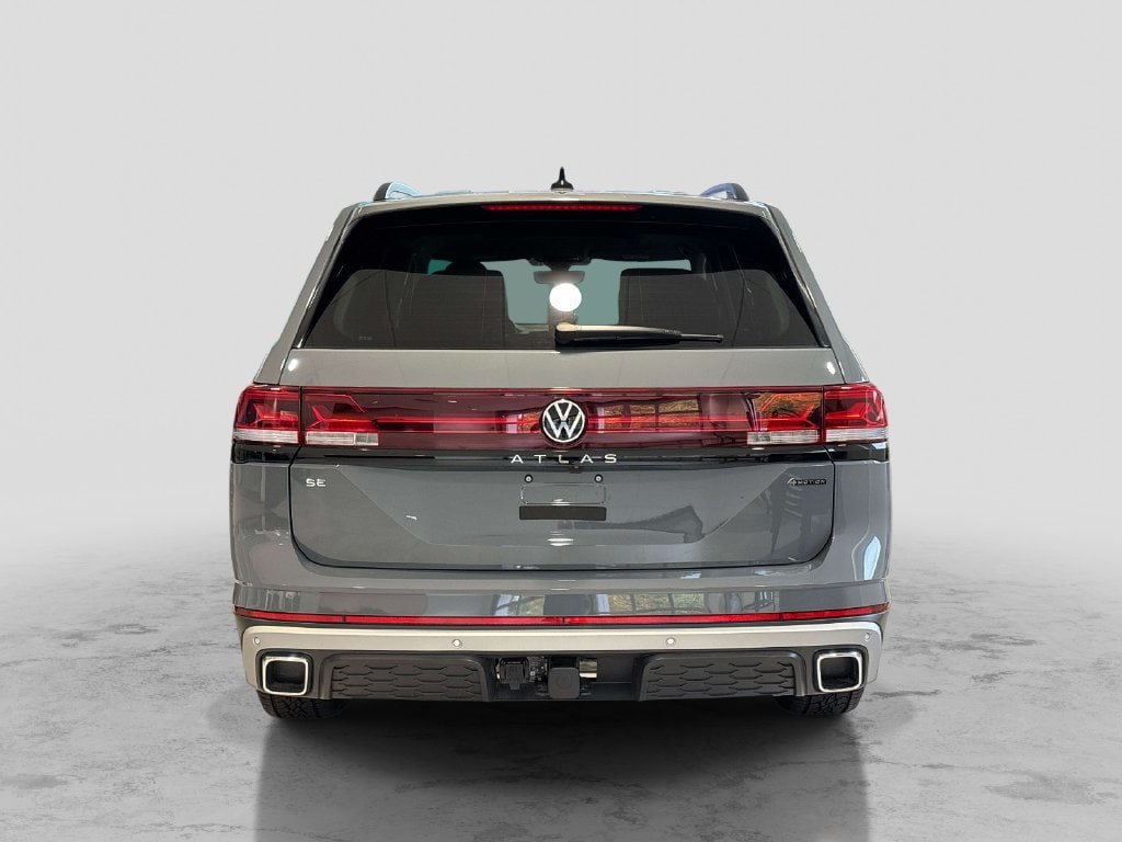 New 2026 Volkswagen Atlas Peak Edition AWD/4WD image 3