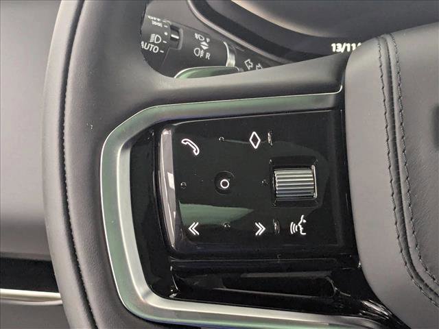 New 2025 Land Rover Range Rover Sport SE image 13