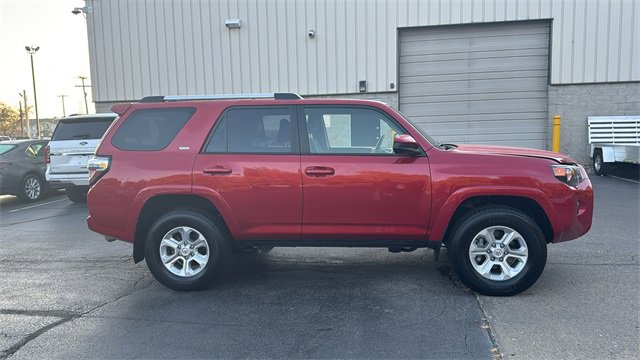 Used 2024 Toyota 4Runner SR5 image 29