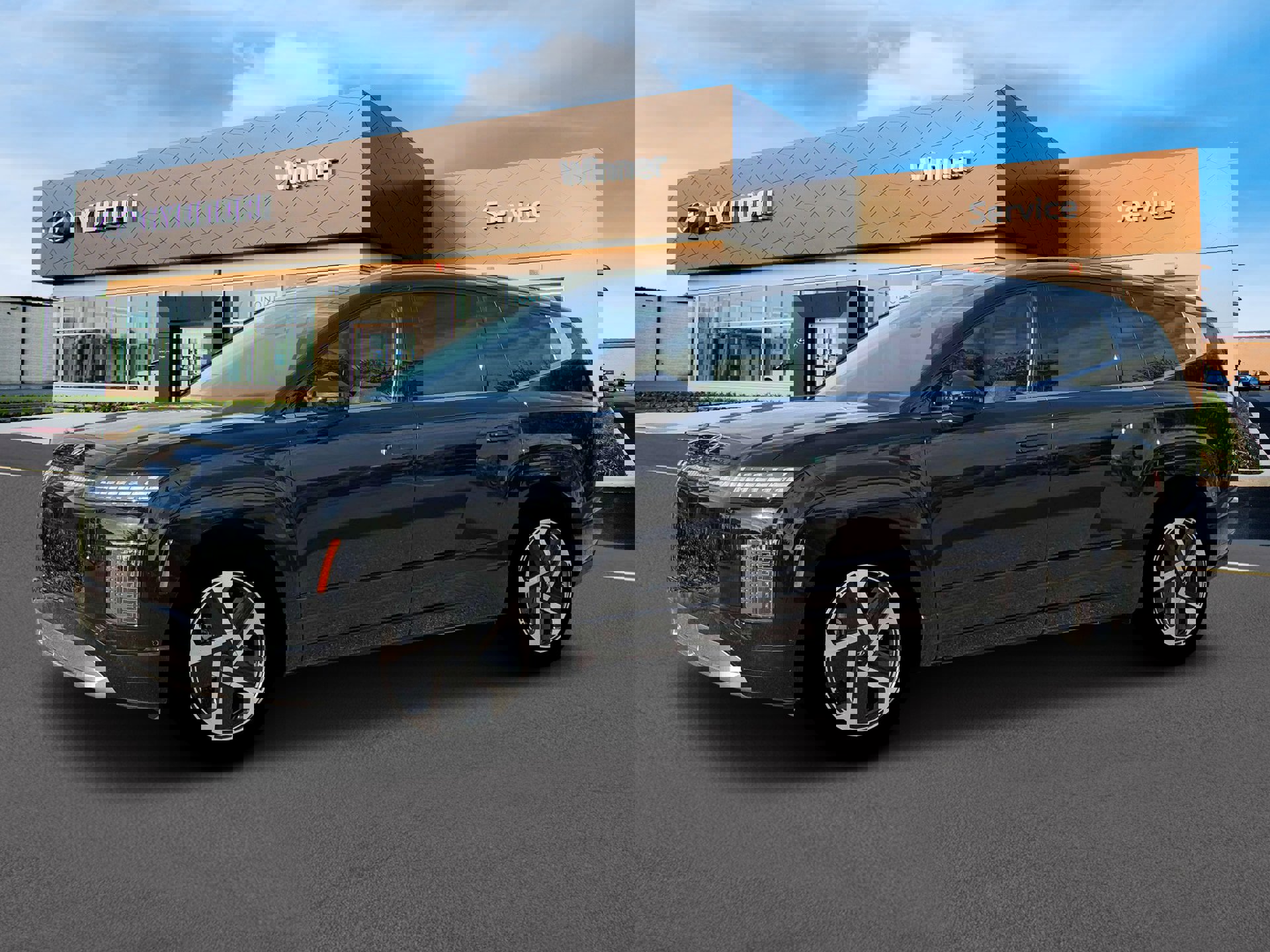 New 2026 Hyundai Ioniq 9 Limited image 2