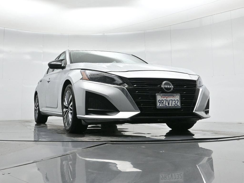 Used 2023 Nissan Altima 2.5 SV image 46