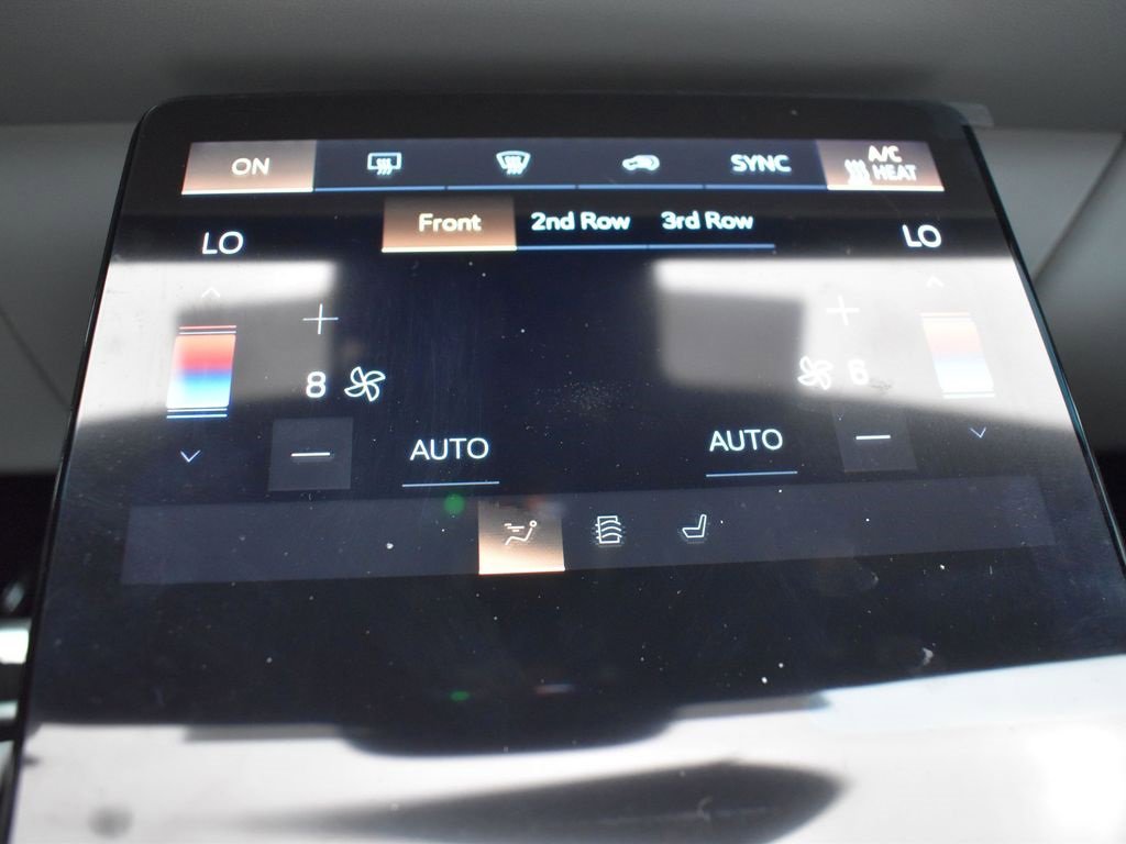 New 2026 Cadillac Vistiq Luxury w/ LPO, Floor Liner Package image 22