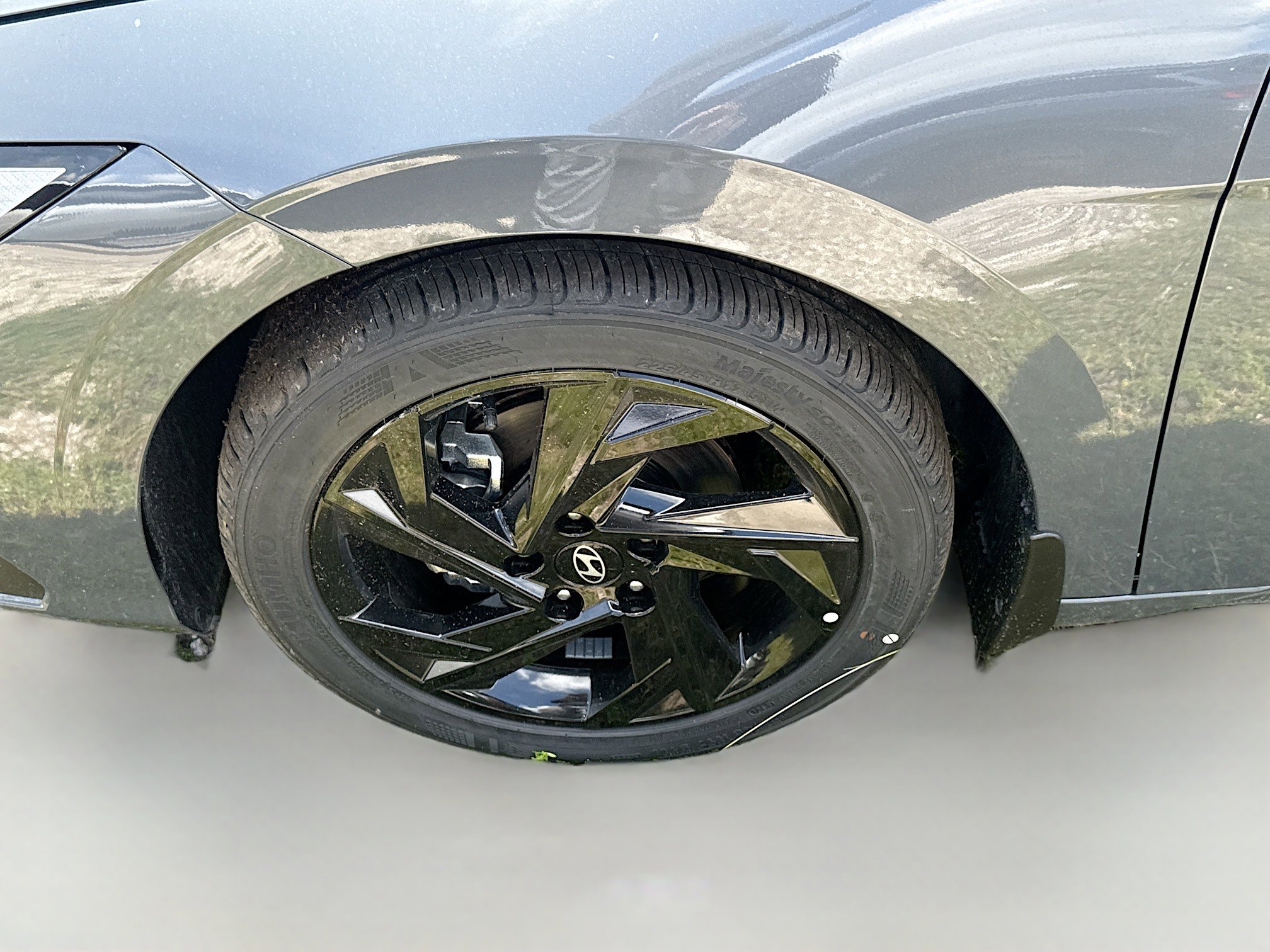 New 2026 Hyundai Elantra Sport FWD image 23