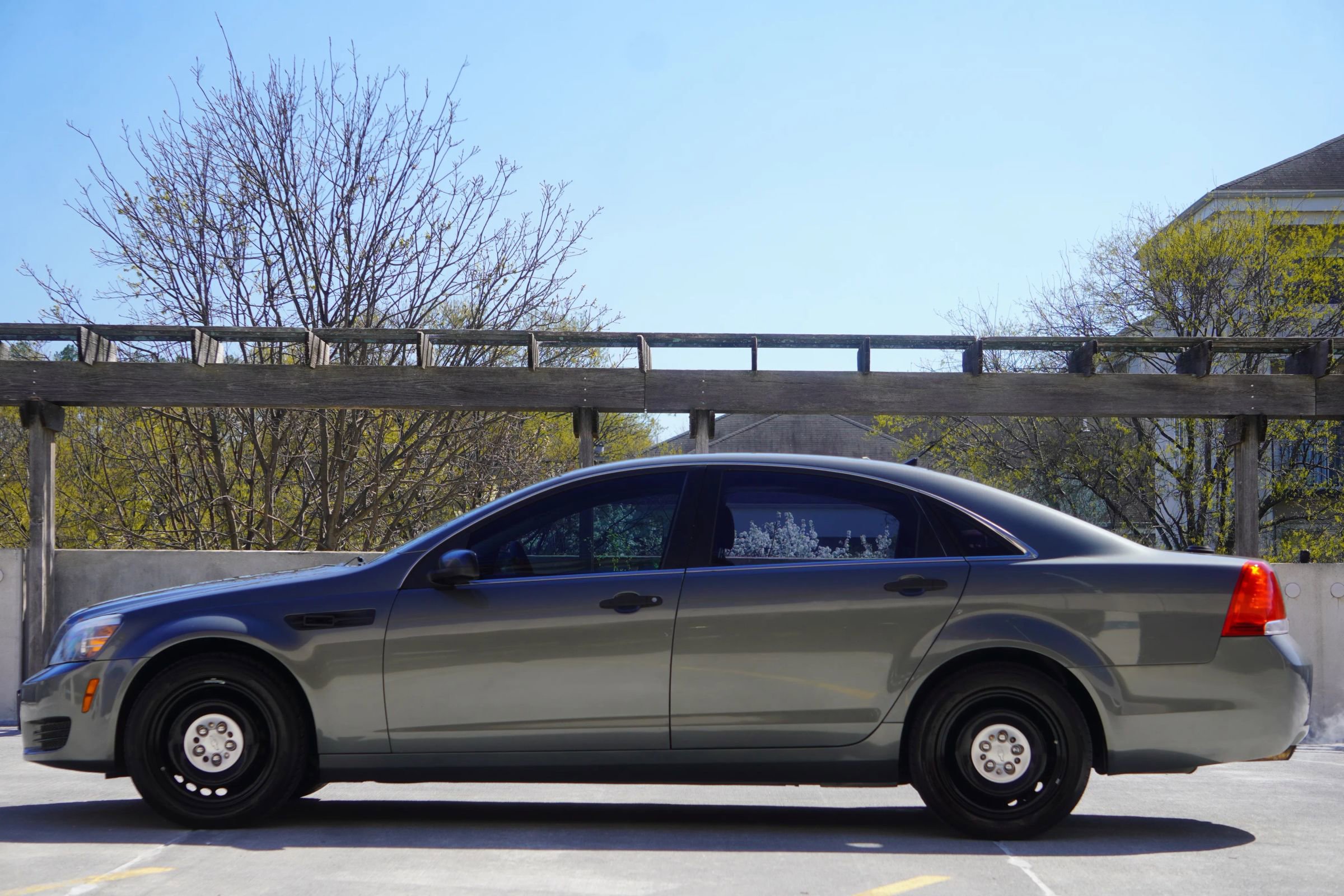 Used 2013 Chevrolet Caprice RWD image 7
