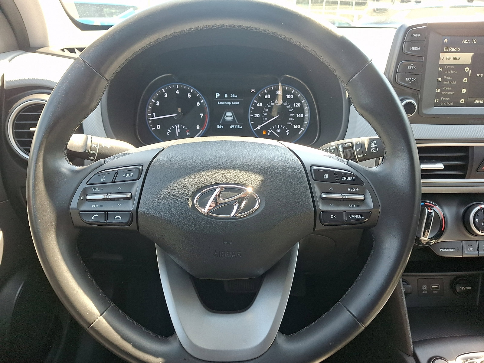 Used 2020 Hyundai Kona SEL FWD image 17