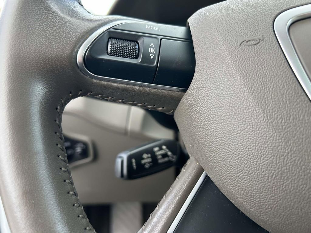 Used 2016 Audi Q5 2.0T Premium Plus w/ Technology Package image 22