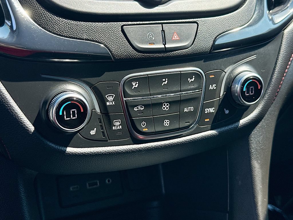 Used 2023 Chevrolet Equinox RS FWD image 15
