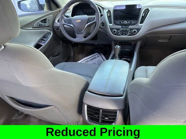 Used 2020 Chevrolet Malibu LT image 38