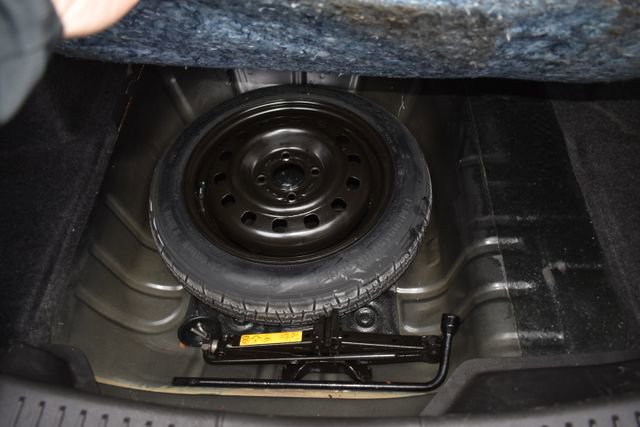 Used 2019 Ford Fiesta SE w/ Cold Weather Package image 33