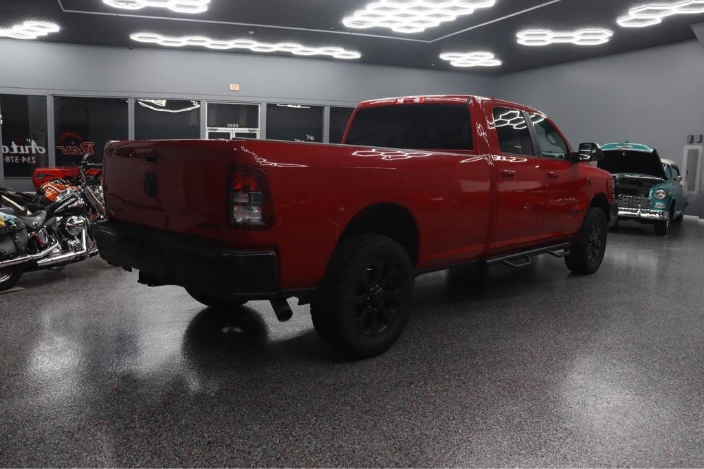 Used 2020 RAM 3500 Big Horn w/ Night Edition AWD/4WD image 4