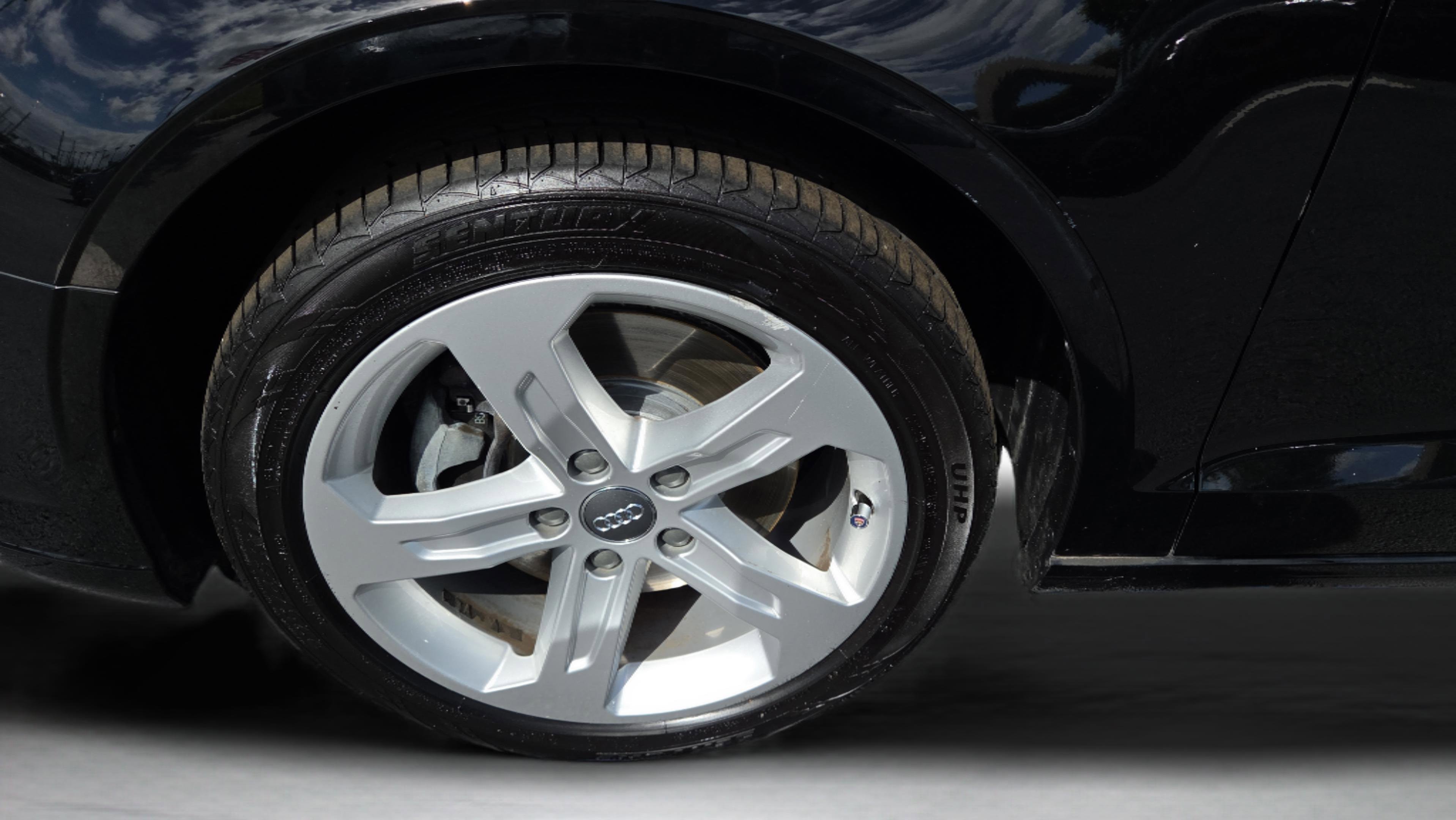 Used 2018 Audi A3 2.0T Premium image 26