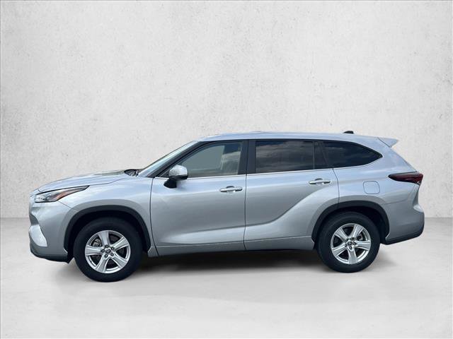 Certified 2025 Toyota Highlander LE image 8