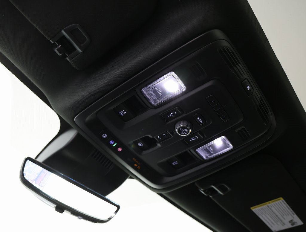 Certified 2024 GMC Yukon XL Denali w/ Advanced Technology Package image 25