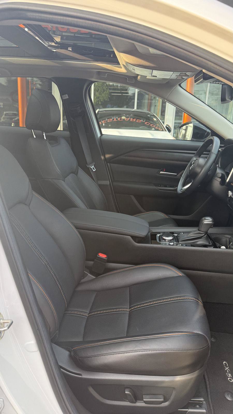 Used 2025 MAZDA CX-50 AWD 2.5 Hybrid w/ Premium Pkg image 22