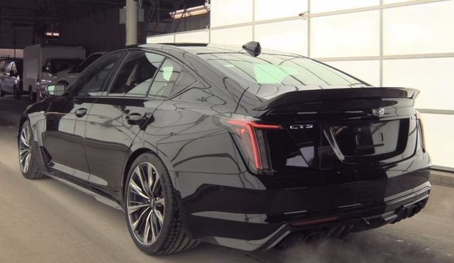Used 2022 Cadillac CT5 V Blackwing w/ Carbon Fiber Package 2 RWD image 4