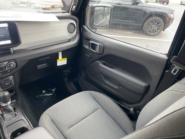 New 2026 Jeep Wrangler Sport S image 34