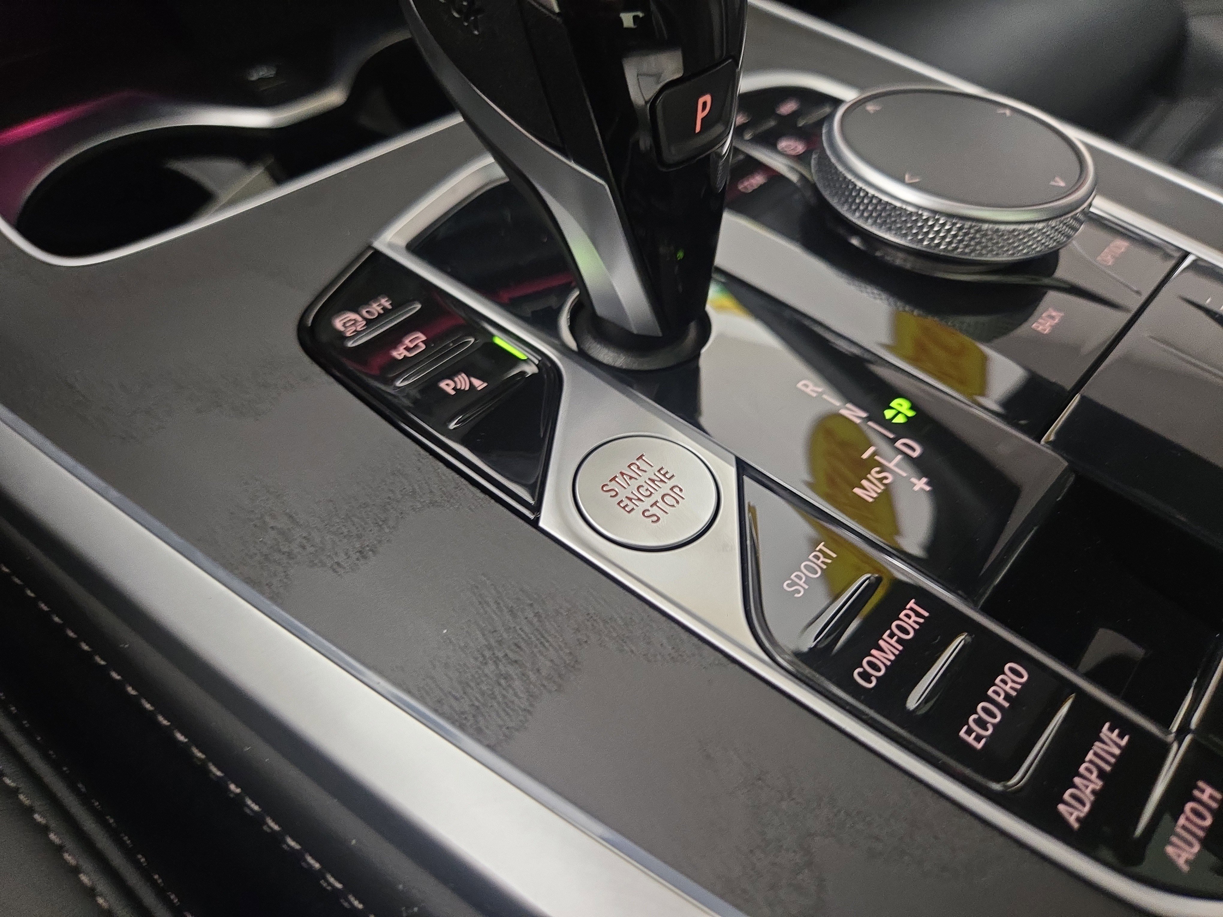 Used 2022 BMW X7 xDrive40i w/ M Sport Package image 27