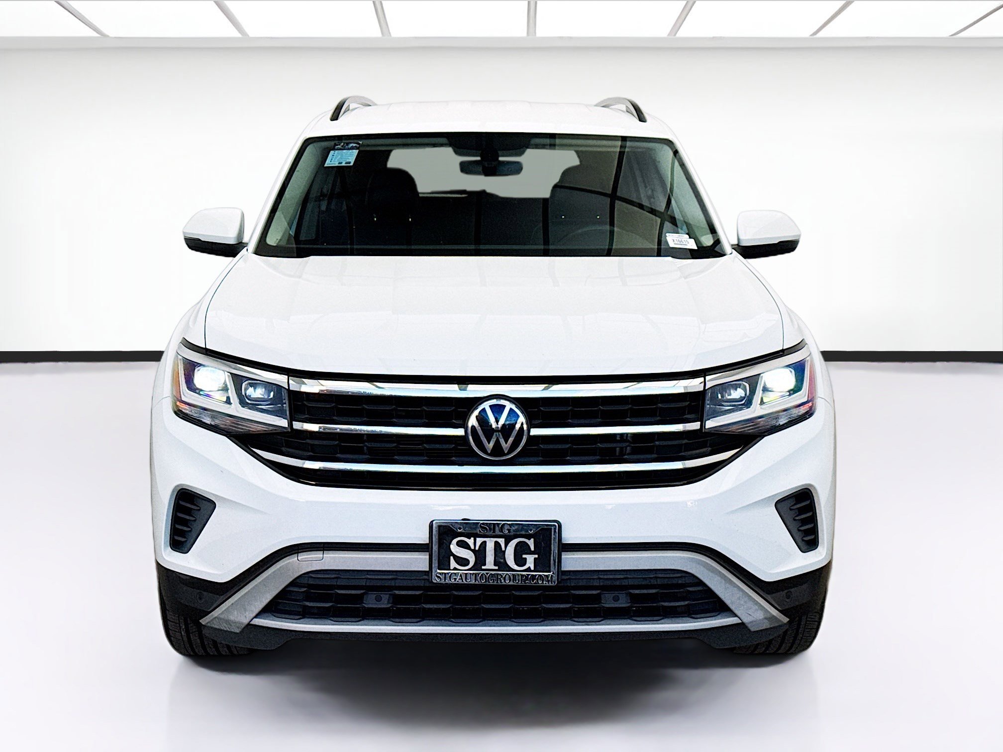 Used 2021 Volkswagen Atlas SE FWD image 2
