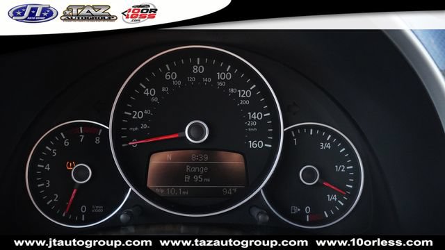 Used 2012 Volkswagen Beetle 2.0T FWD image 20