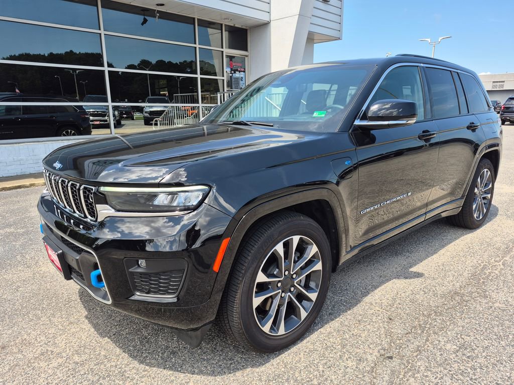 Used 2024 Jeep Grand Cherokee Overland w/ Advanced Protech Group III