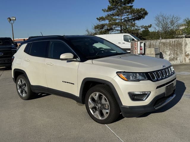 Used 2020 Jeep Compass Limited AWD/4WD image 1