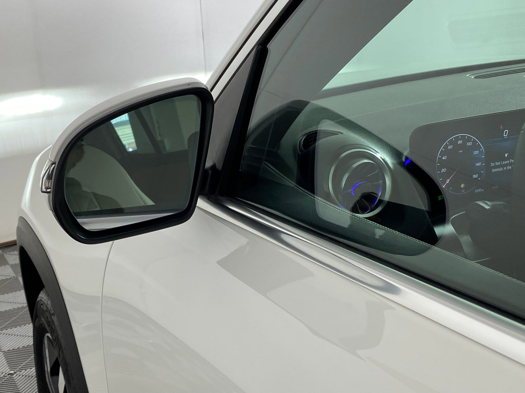 New 2025 Mercedes-Benz GLB 250 4MATIC image 21