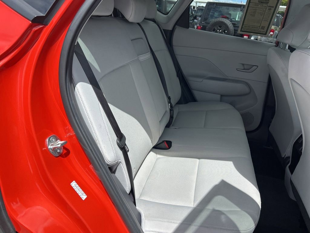 Used 2024 Hyundai Kona SEL image 25