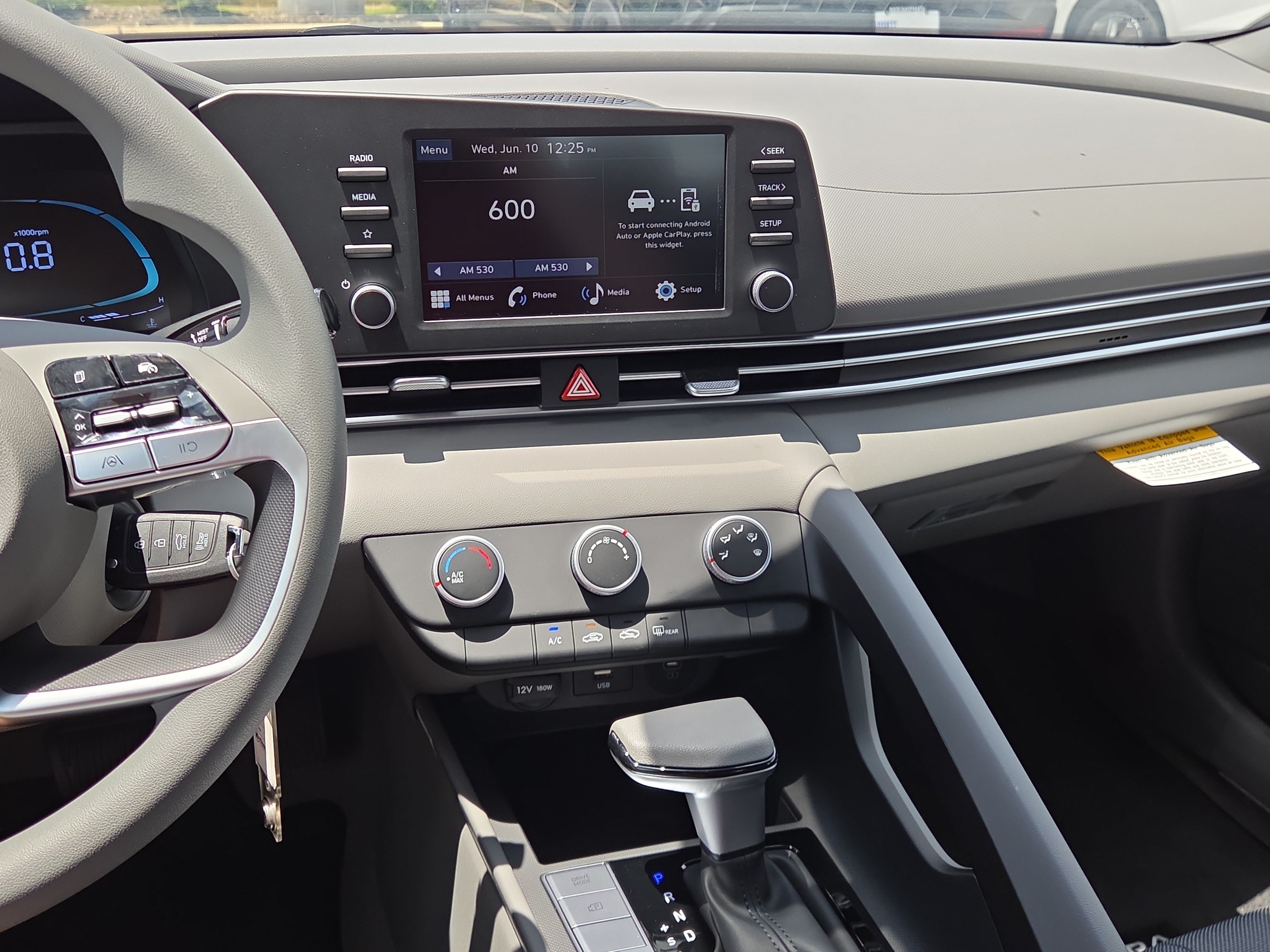New 2026 Hyundai Elantra SE FWD image 12