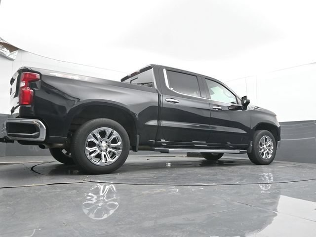 Used 2022 Chevrolet Silverado 1500 LTZ w/ LTZ Convenience Package II AWD/4WD image 22