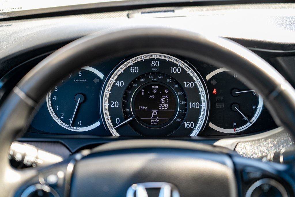 Used 2015 Honda Accord EX-L image 18