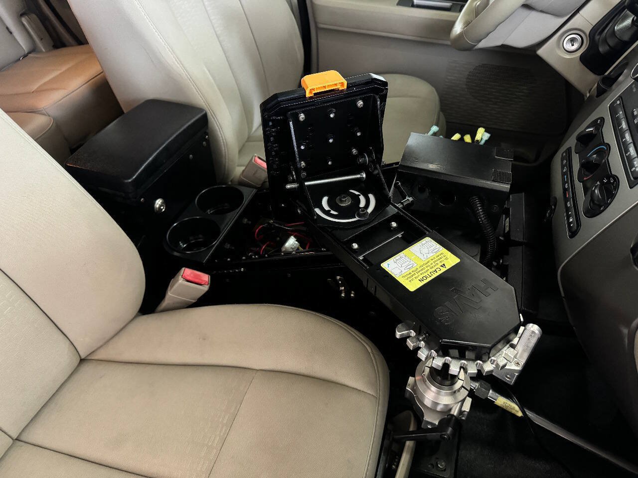 Used 2014 Ford Expedition XL RWD image 58