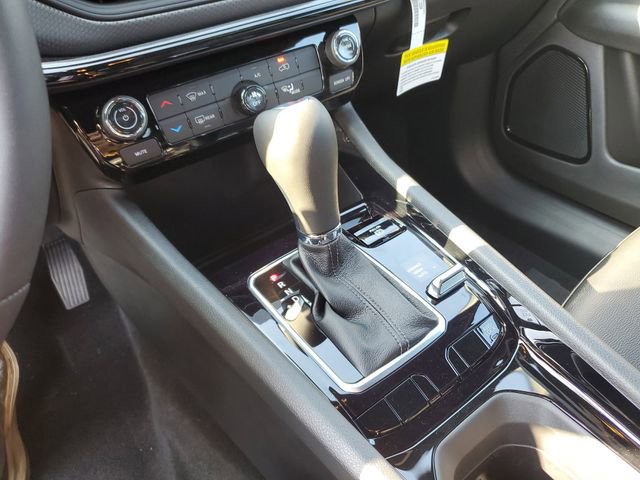 New 2026 Jeep Compass Latitude image 12