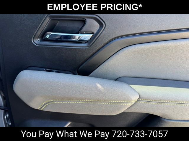 Used 2025 Chevrolet Colorado ZR2 w/ Technology Package AWD/4WD image 23