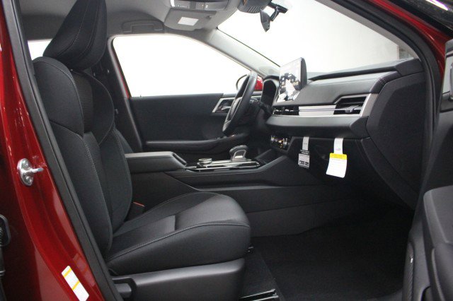 New 2026 Mitsubishi Outlander ES FWD image 17