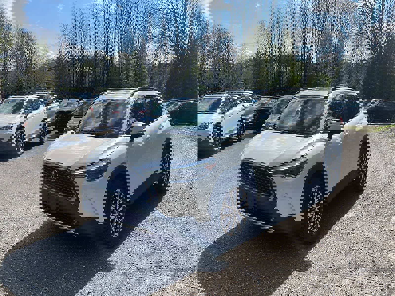 Used 2023 Toyota Corolla Cross XLE w/ Convenience Package image 1